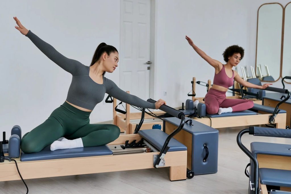 Artikel kali ini membahas mengenai 7 manfaat Pilates yang sangat baik untuk tubuh kita yang penting untuk dipahami.