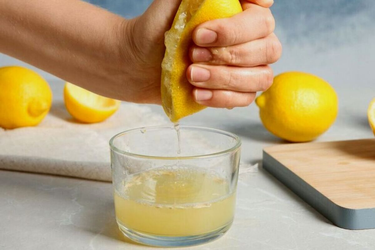 Minuman Penurun Berat Badan - Air Lemon