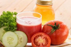 Artikel kali ini memberikan beberapa rekomendasi kombinasi buah dan sayuran terbaik untuk jus sehat lengkap dengan manfaatnya.
