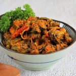 Artikel kali ini membahas mengenai beberapa manfaat daun jeruk nipis dalam masakan atau makanan Anda yang menambah cita rasa.